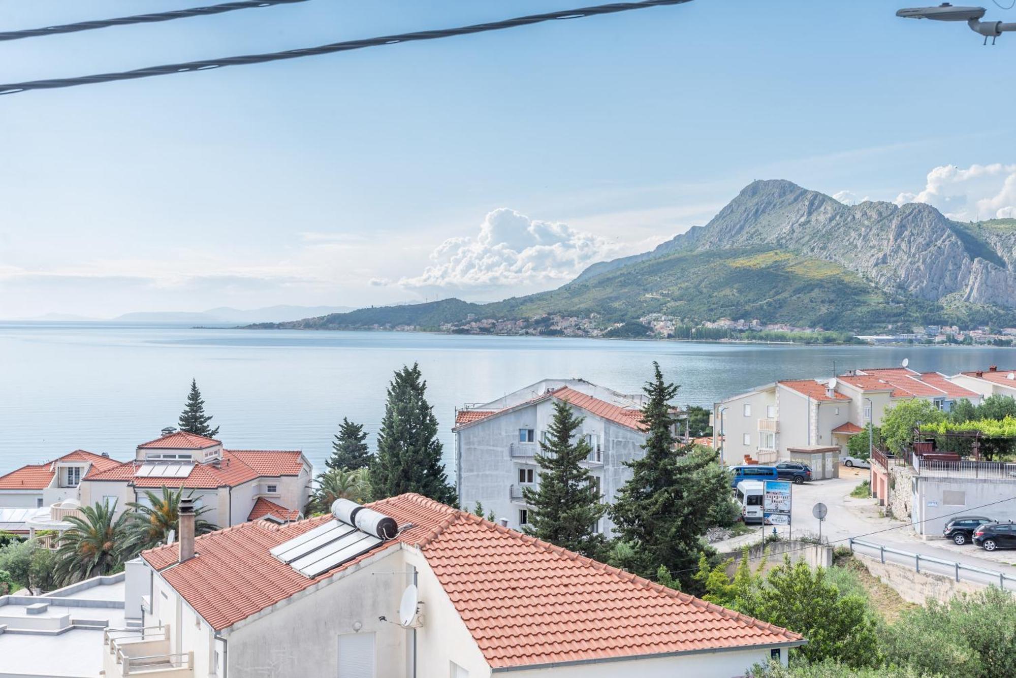Morska Vila Omis Ngoại thất bức ảnh