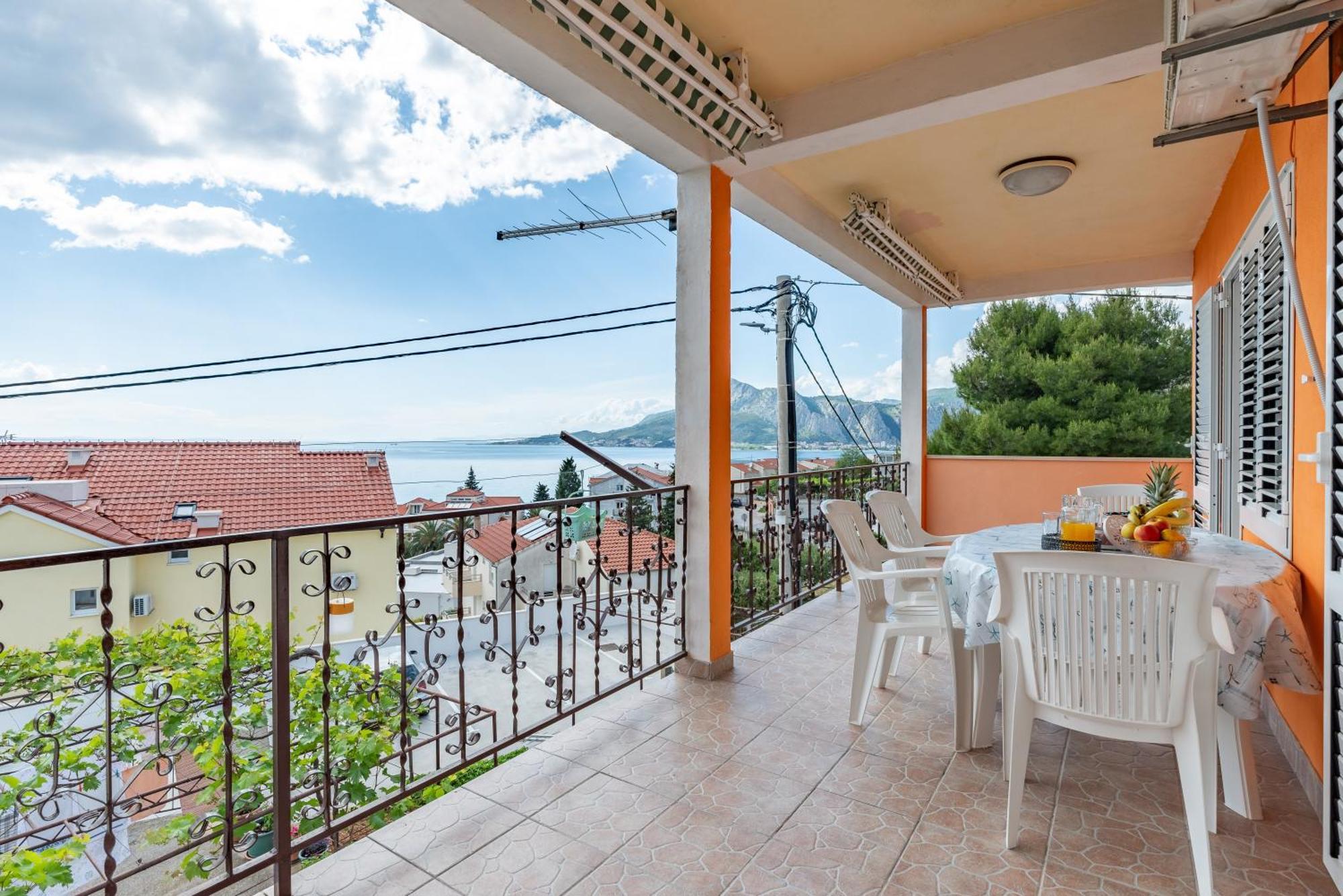 Morska Vila Omis Ngoại thất bức ảnh
